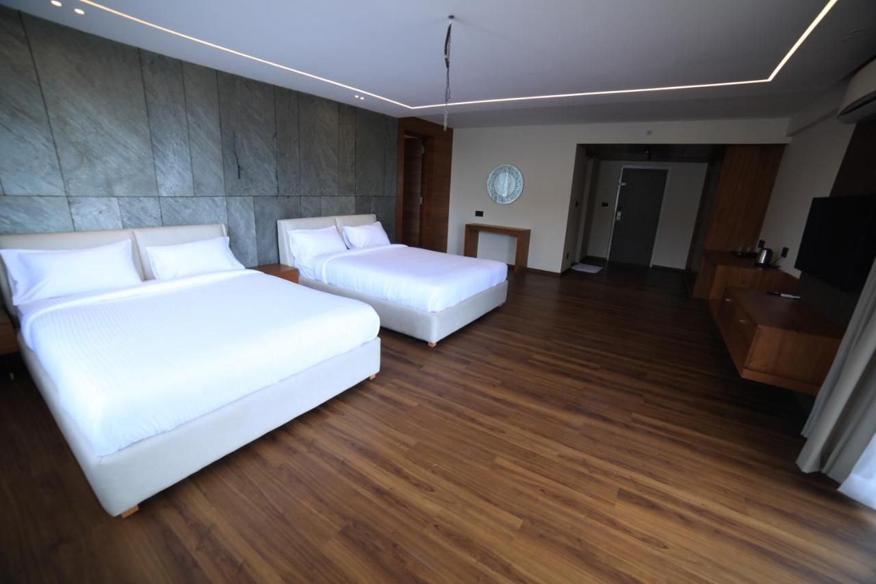 Hotel Bekal International Kasaragod Luaran gambar