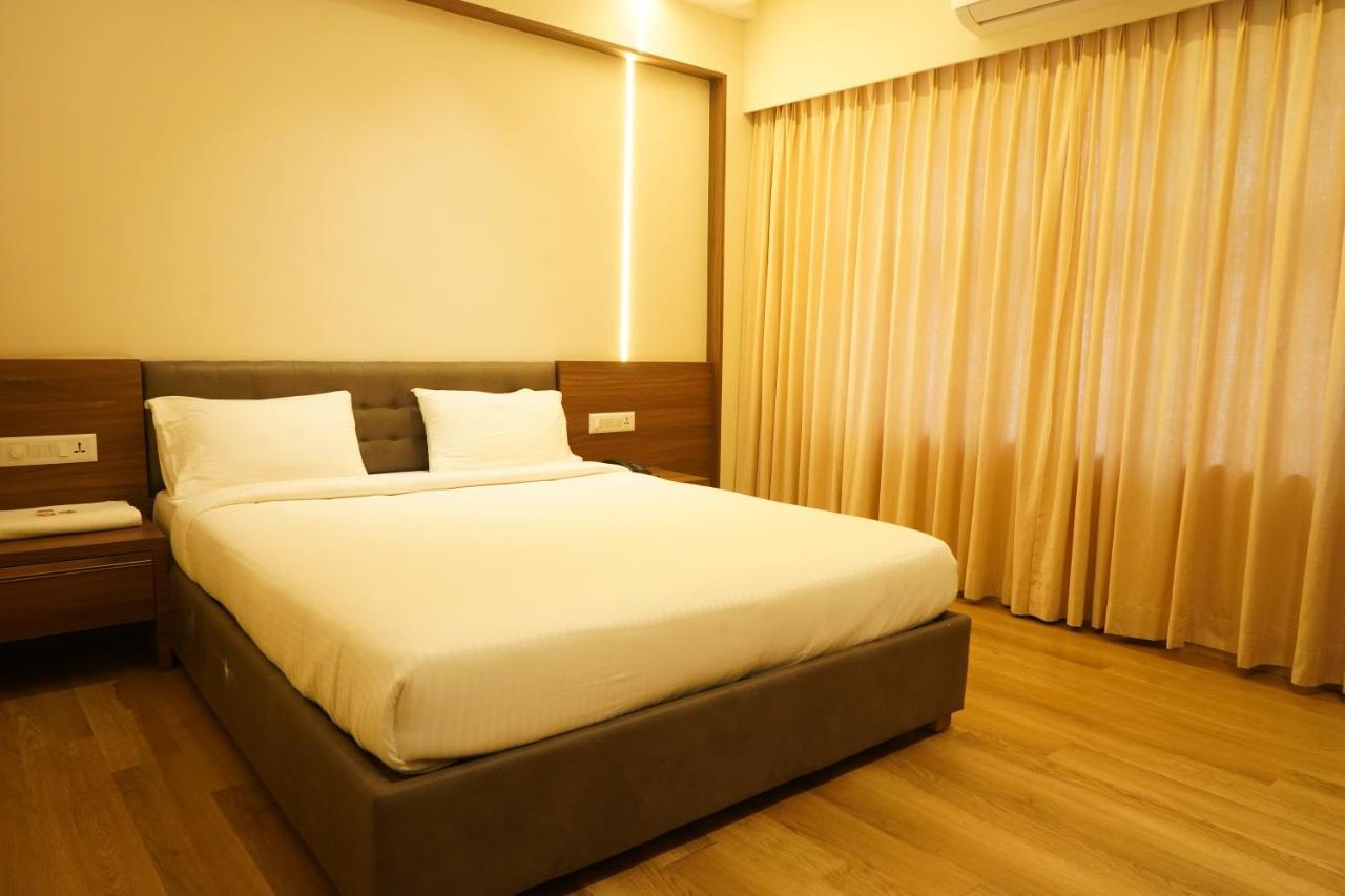 Hotel Bekal International Kasaragod Luaran gambar