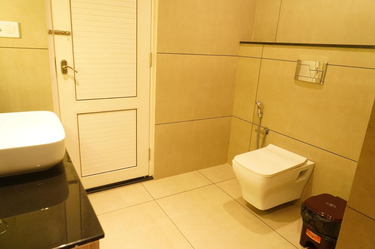 Hotel Bekal International Kasaragod Luaran gambar