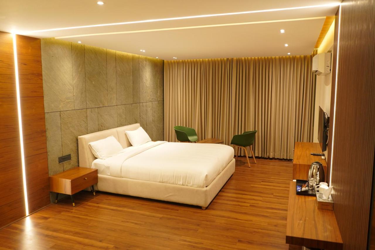 Hotel Bekal International Kasaragod Luaran gambar